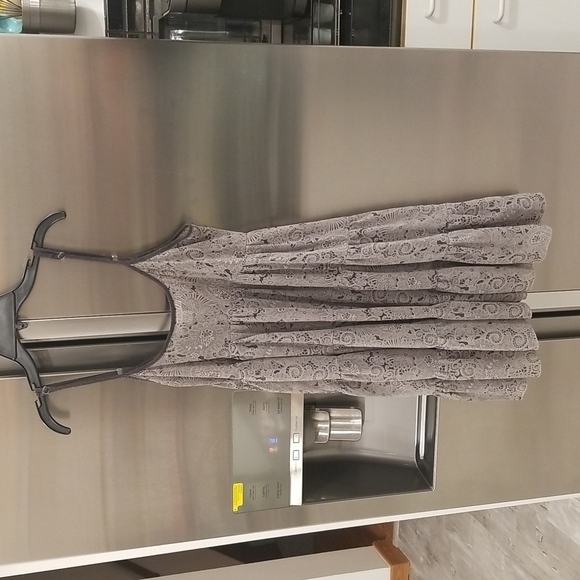 💕TRINITY💕 Mini Dress ~ Grey Paisley Floral Print Medium - Picture 1 of 7